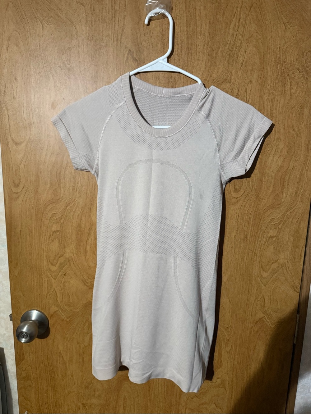 Lululemon Swiftly Tee (Stains)